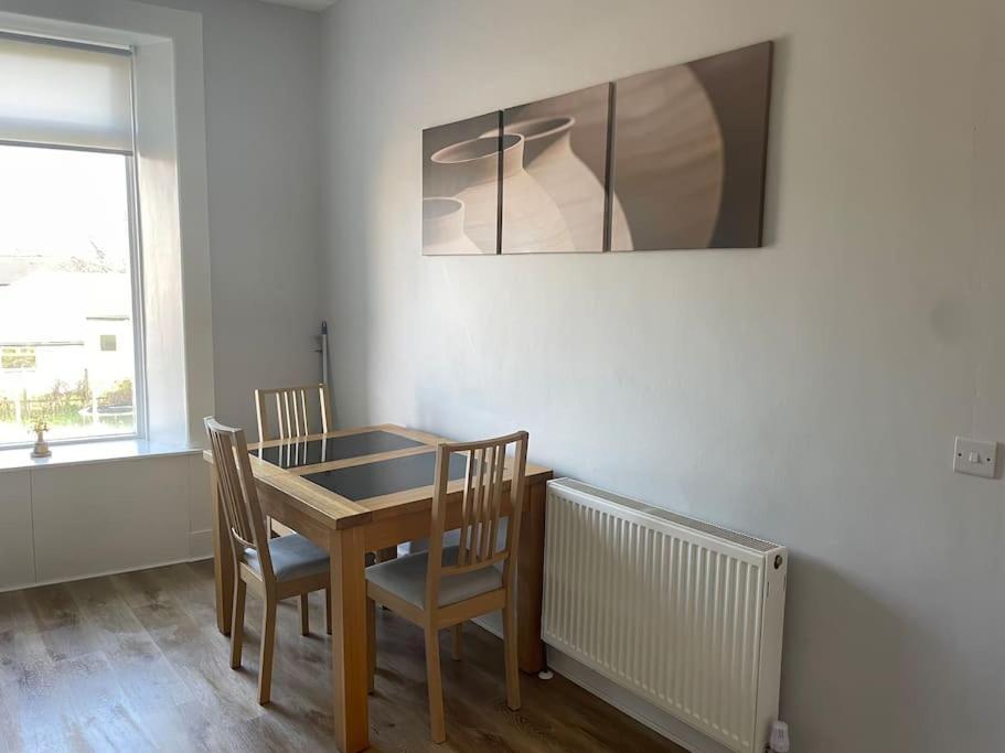 5 Minutes From Loch Lomond - Newly Renovated Ground Floor 1-Bed Flat Διαμέρισμα Bonhill Εξωτερικό φωτογραφία